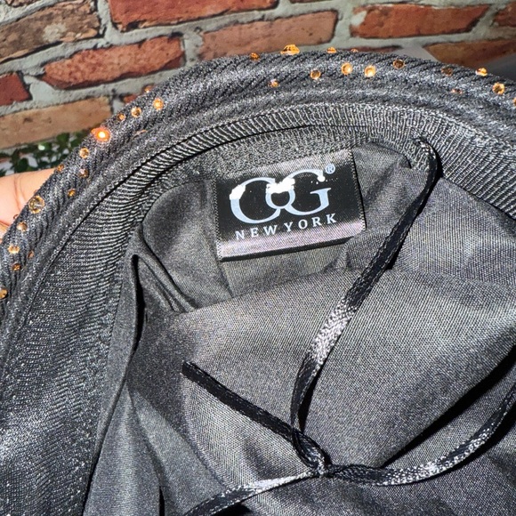 Stylish Black Cap with Gold Studs - Picture 7 of 8